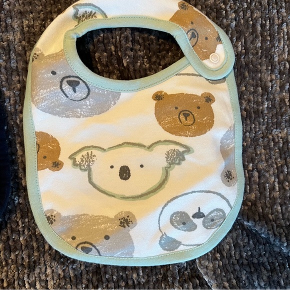 Carter’s Bib Bundle 🥑 Avocado & Dinosaur 🦕 - Picture 2 of 8